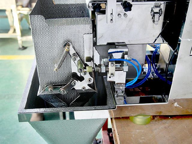 Linearna vaga za krupne proizvode FT-AZ1